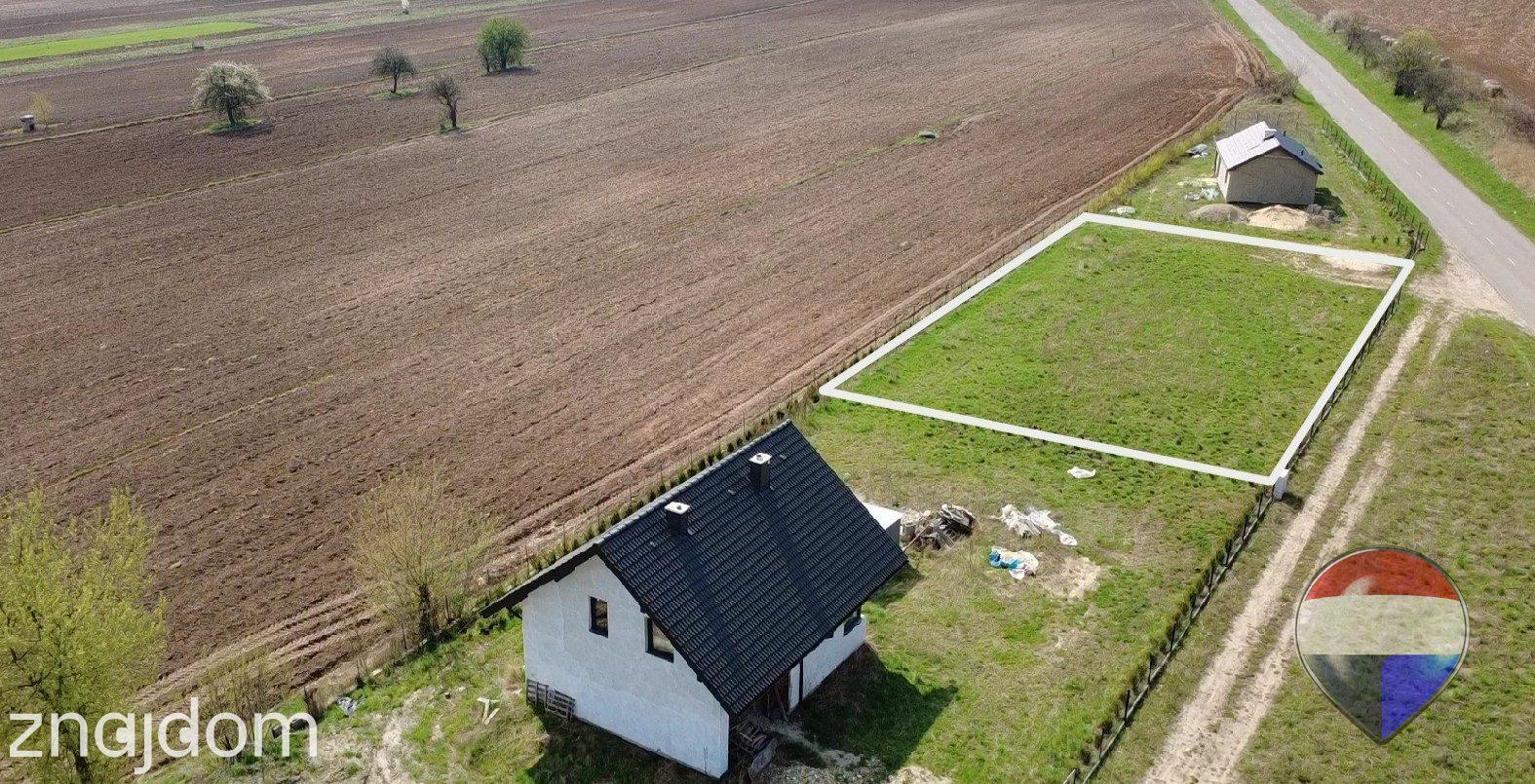 Działka budowlana 1241 m² Trzebiesławice