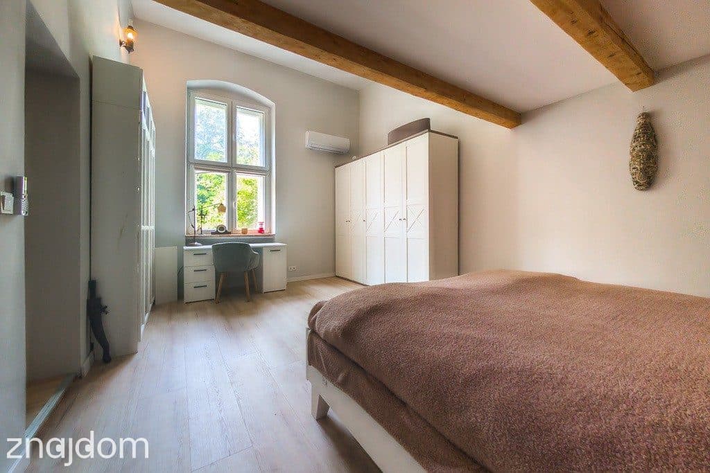 Pałacowe 70 m² z ogrodem i 87 m² piwnicą - zdjęcie 10