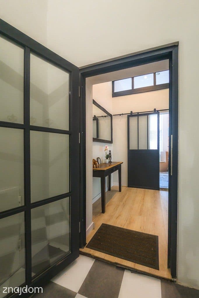Pałacowe 70 m² z ogrodem i 87 m² piwnicą - zdjęcie 13