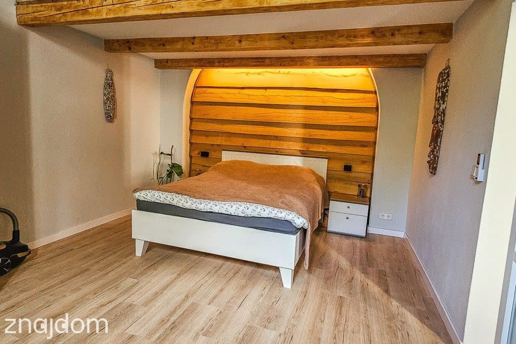 Pałacowe 70 m² z ogrodem i 87 m² piwnicą - zdjęcie 6