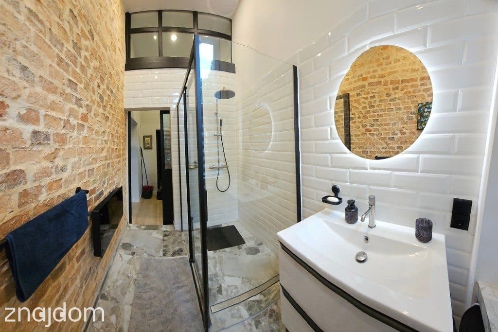 Pałacowe 70 m² z ogrodem i 87 m² piwnicą - zdjęcie 7