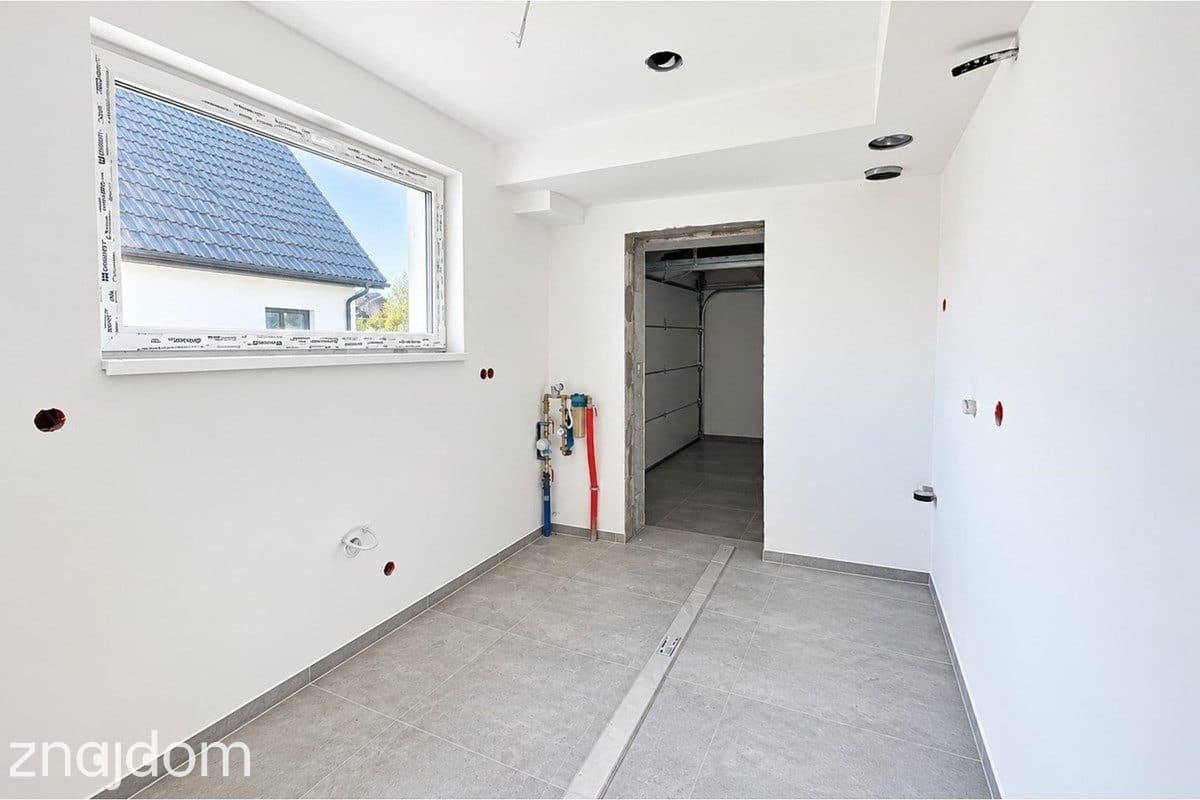 Nowy dom 132 m² widok na Skrzyczne garaż - zdjęcie 16