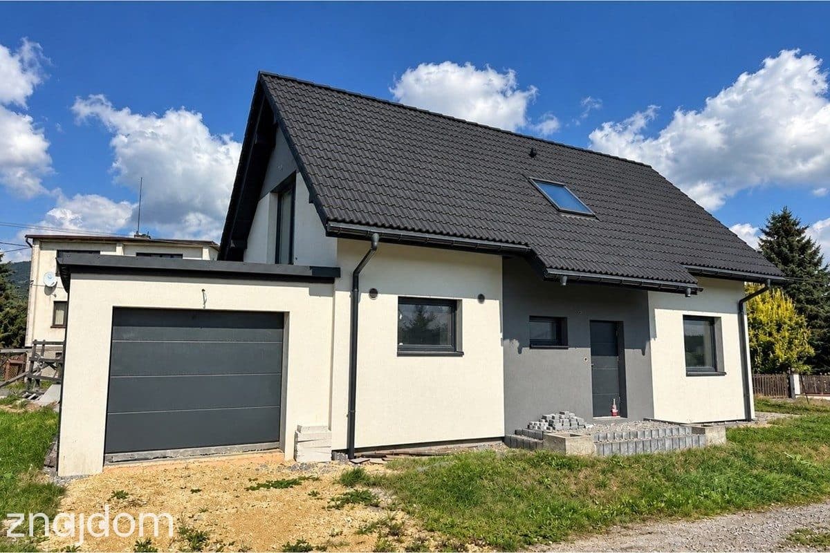 Nowy dom 132 m² widok na Skrzyczne garaż - zdjęcie 2