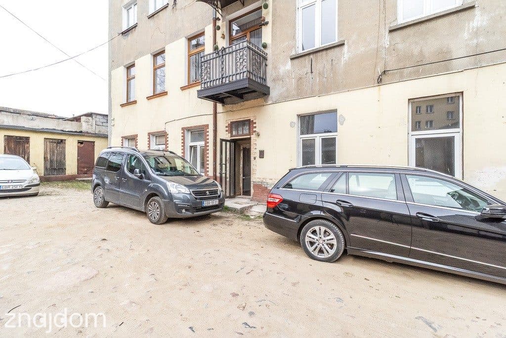 2 pokoje, parter, centrum Brzezin + parking - zdjęcie 14