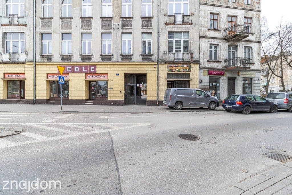 2 pokoje, parter, centrum Brzezin + parking - zdjęcie 3