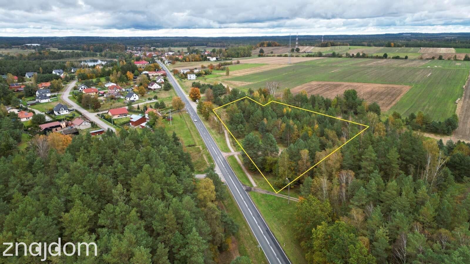 Działka inwestycyjna przy drodze DK-21.