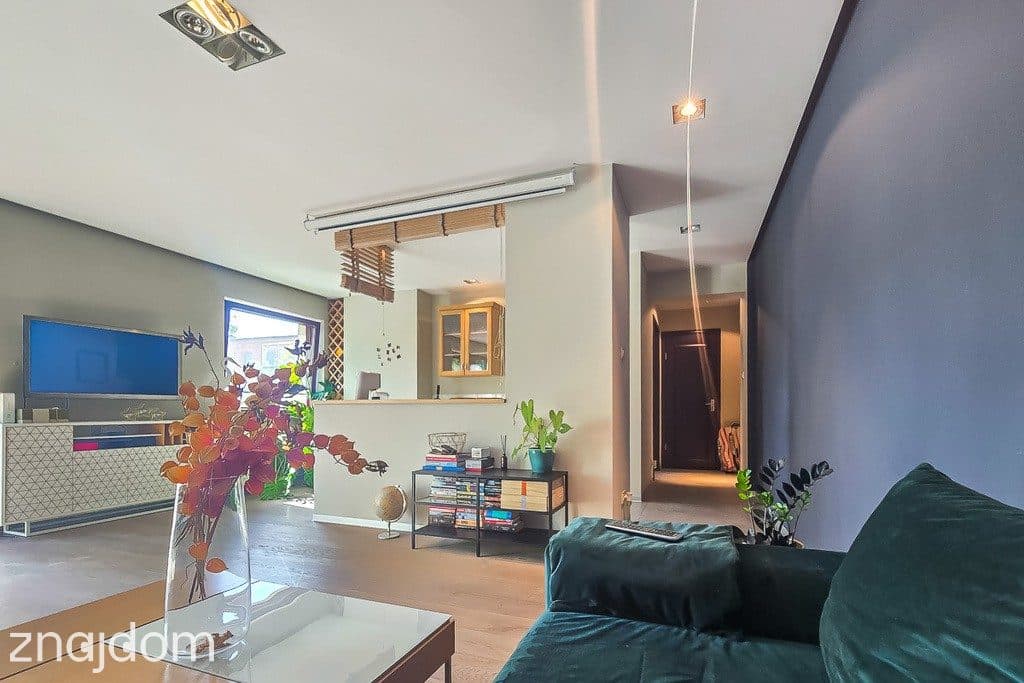 Apartament z tarasem i garażem w cenie - zdjęcie 4
