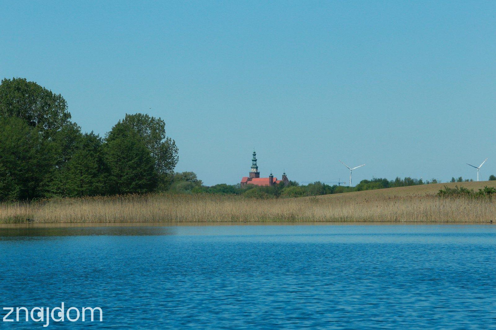 Działka z linią brzegową - zdjęcie 19