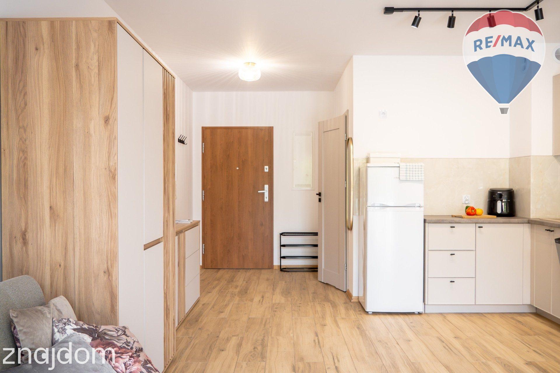 Kawalerka 33,7 w centrum, do wynajęcia od zaraz - zdjęcie 13