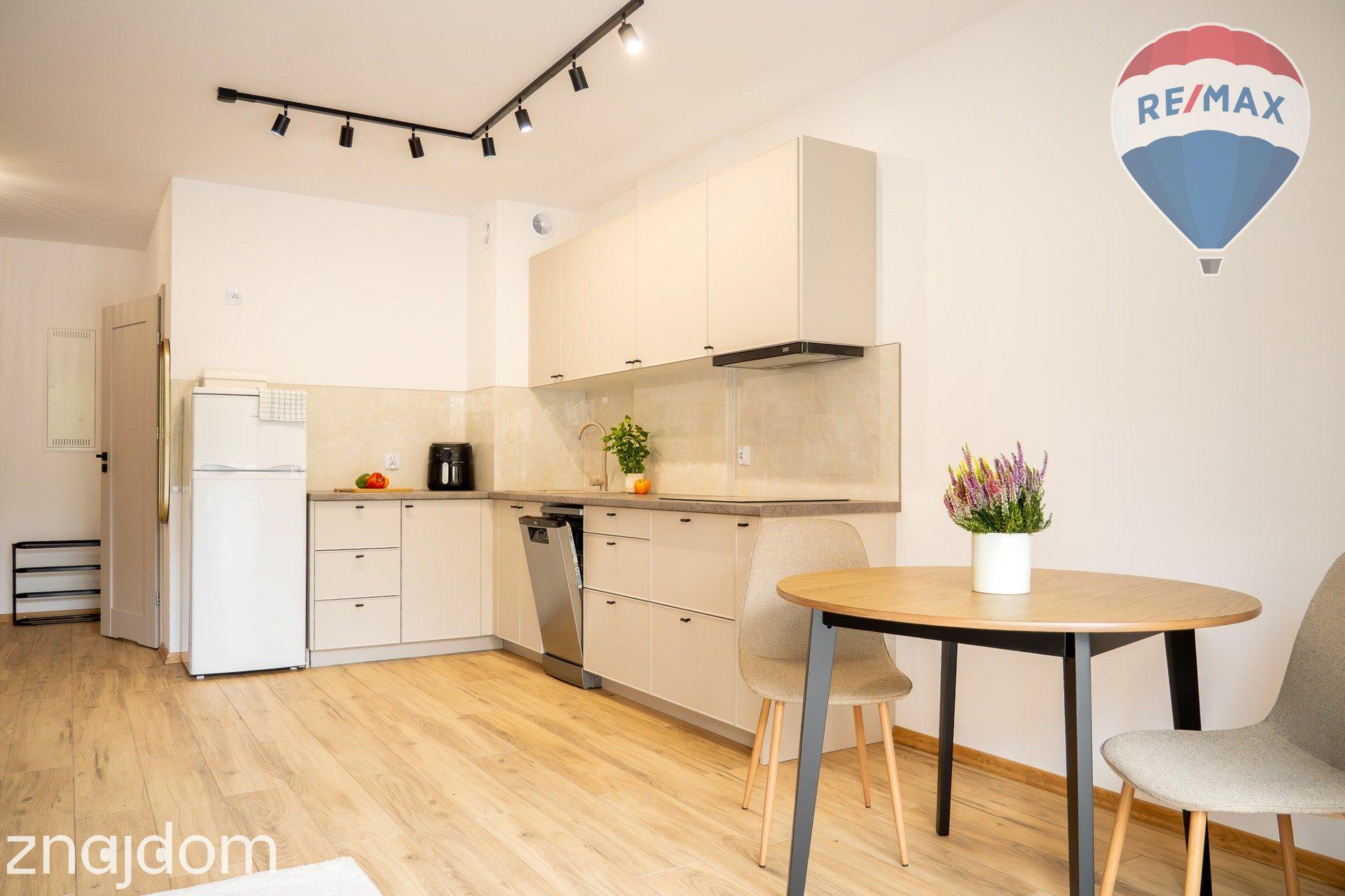 Kawalerka 33,7 w centrum, do wynajęcia od zaraz - zdjęcie 6