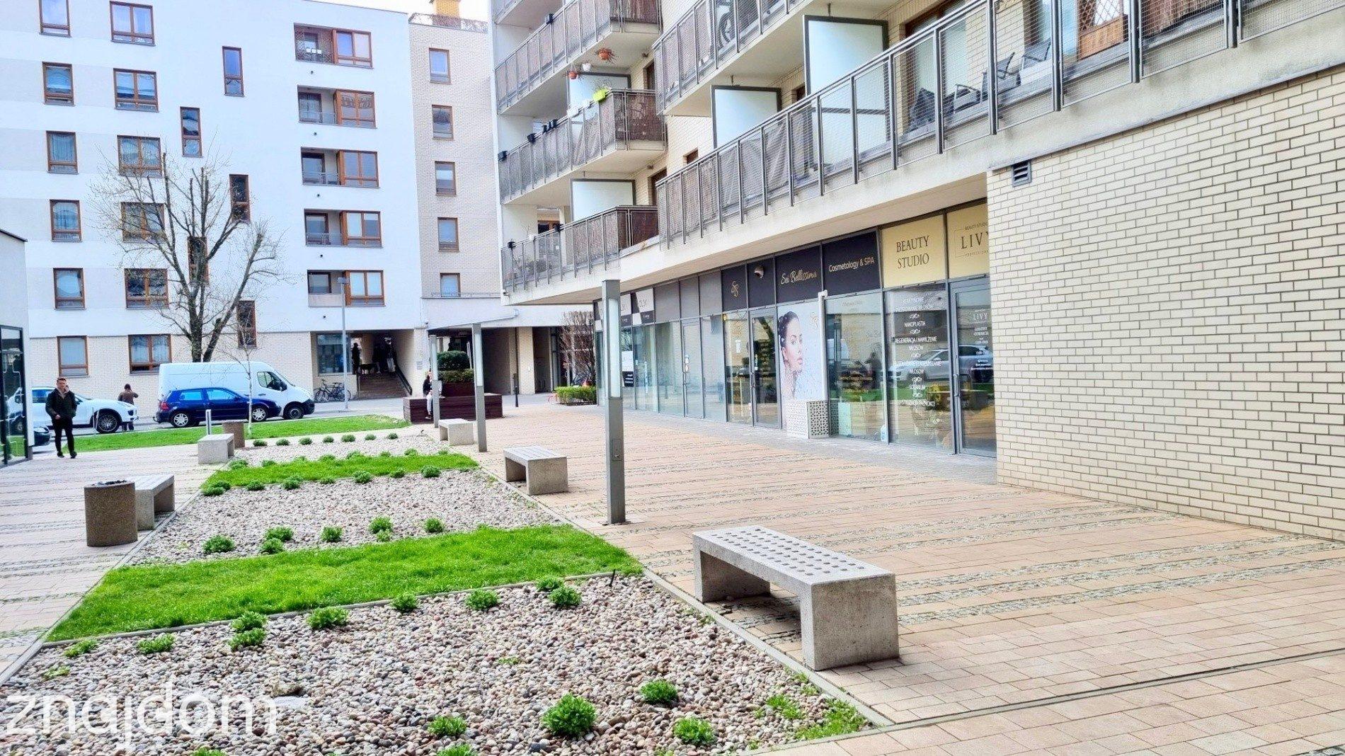 Do wynajęcia lokal w standardzie hotelowym. Media i Internet w cenie. - zdjęcie 16