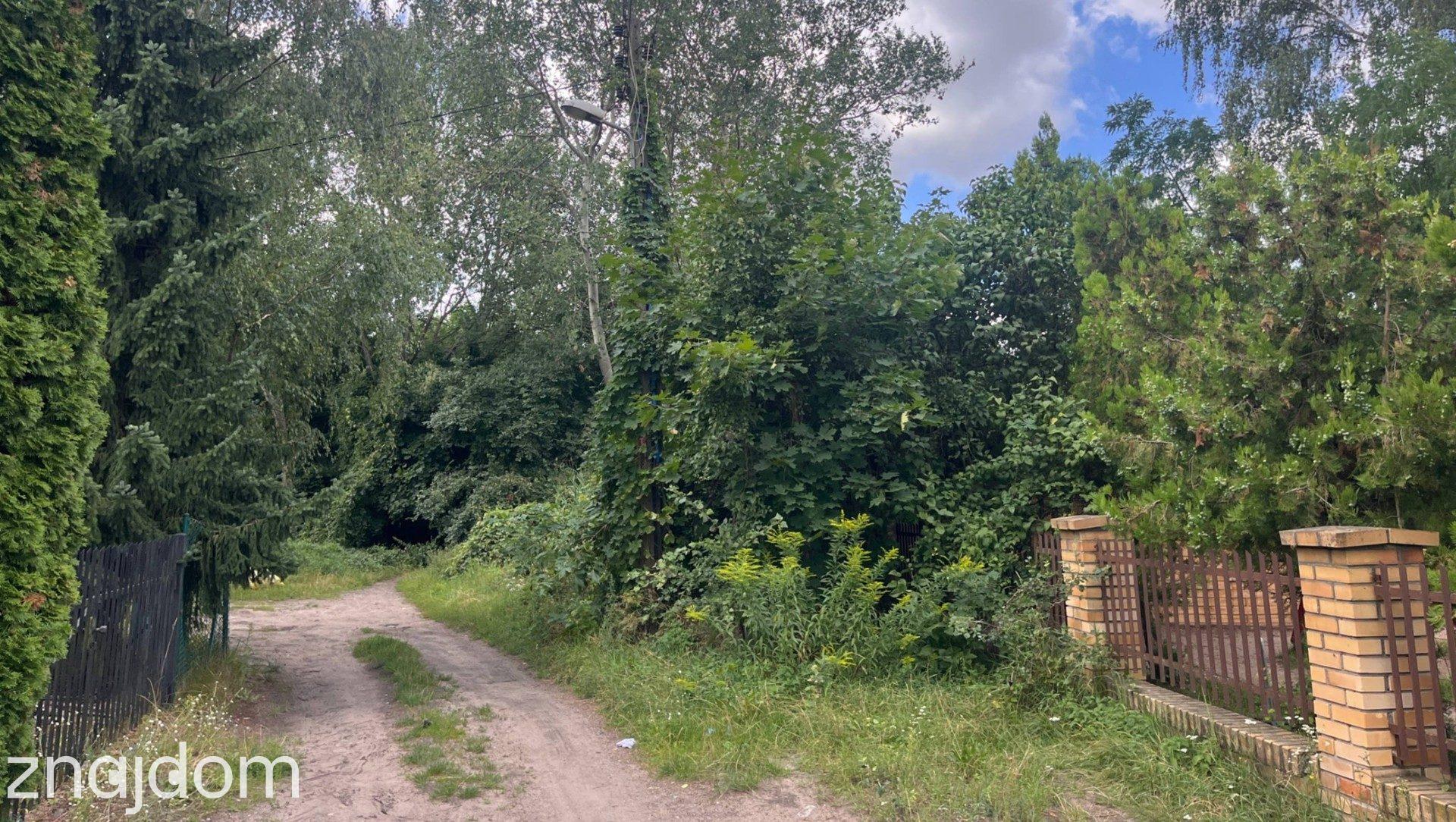 Teren inwestycyjny 3 423 m² (kompleks 4 działek) - zdjęcie 2