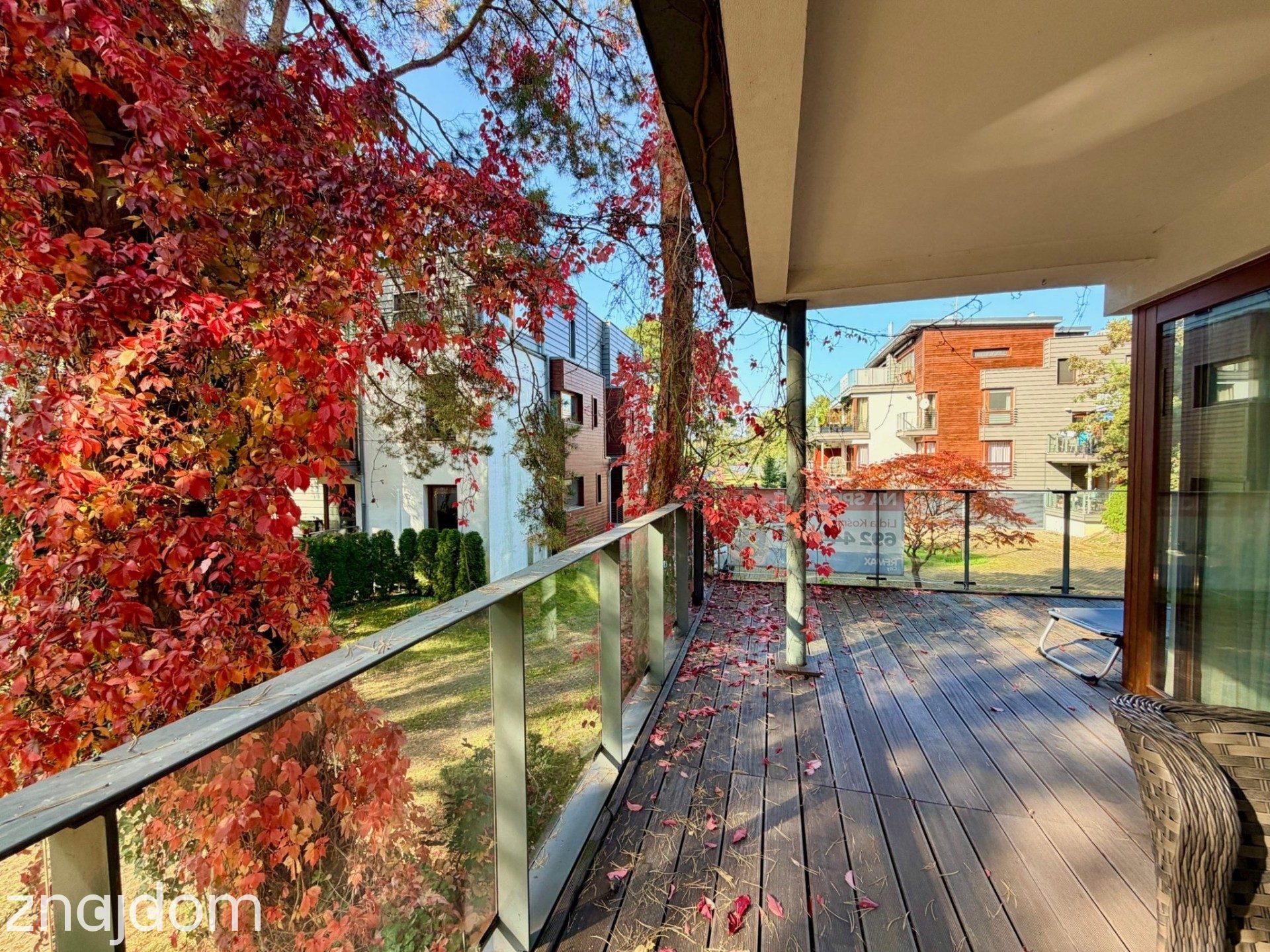 Apartament z dużym tarasem nad Zegrzem