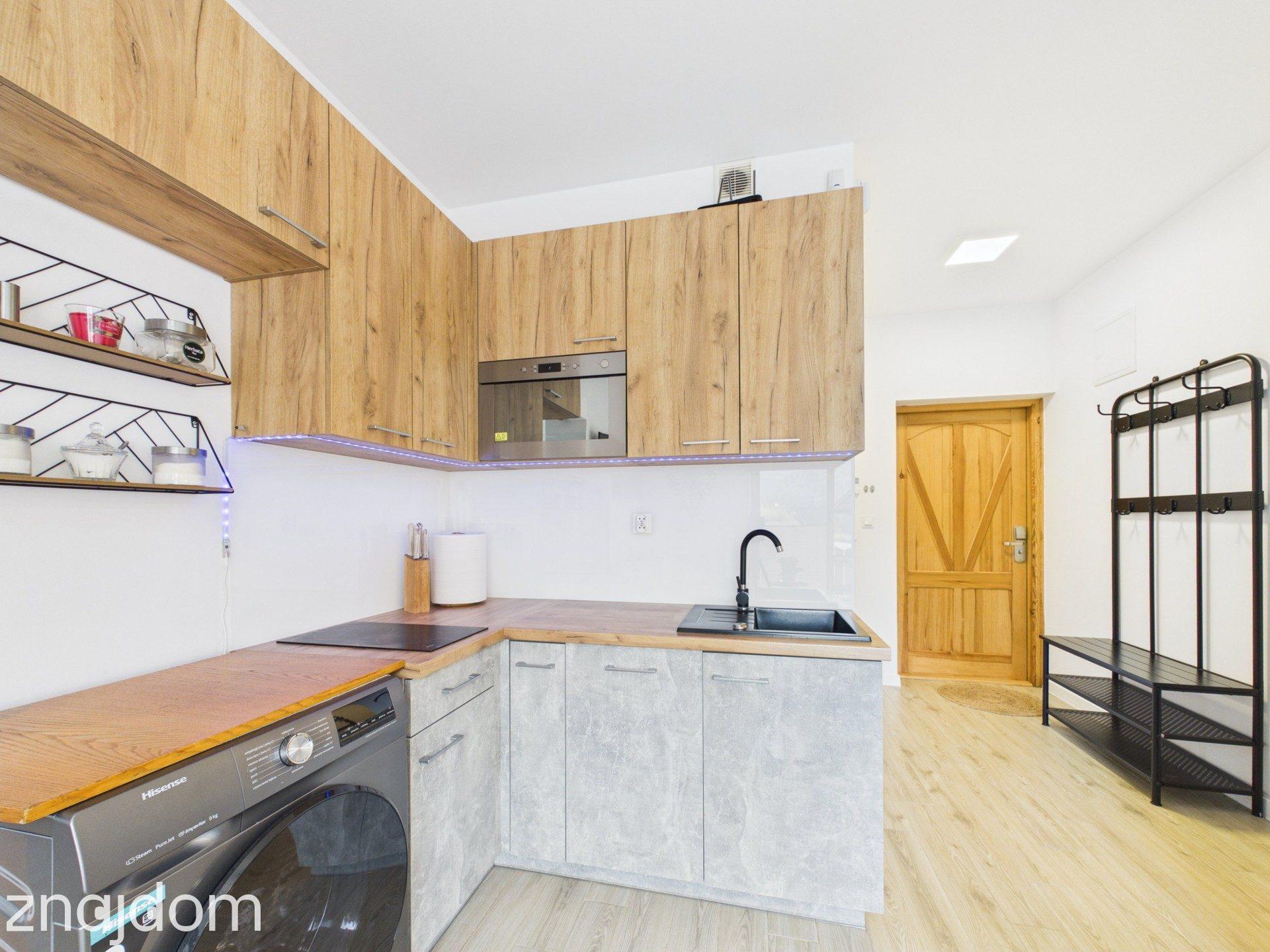 Apartament w Kościelisku z tarasem i widokiem na  Czerwone Wierchy - zdjęcie 4
