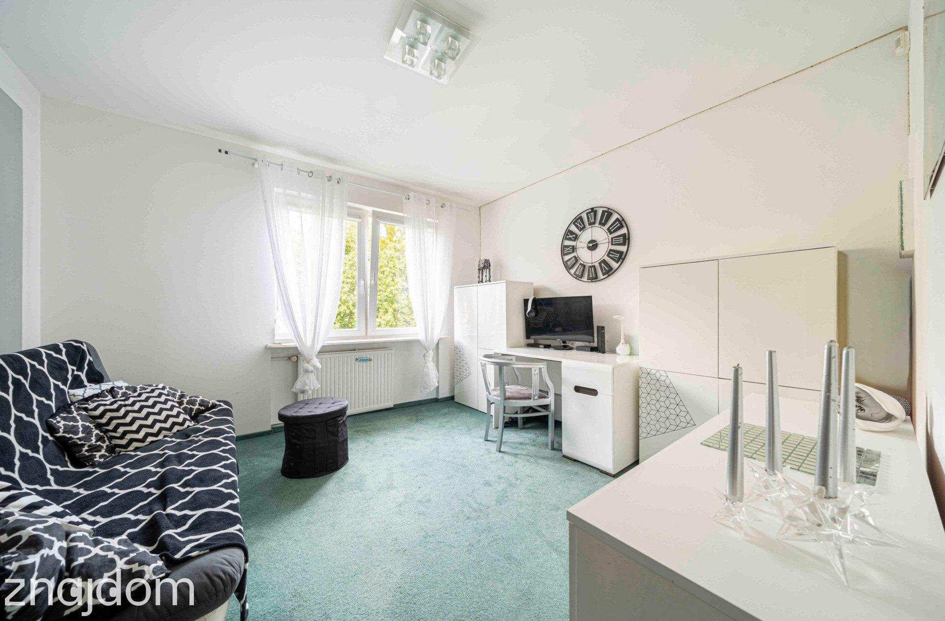 Apartament balkon piwnica Strzeszyn - zdjęcie 13