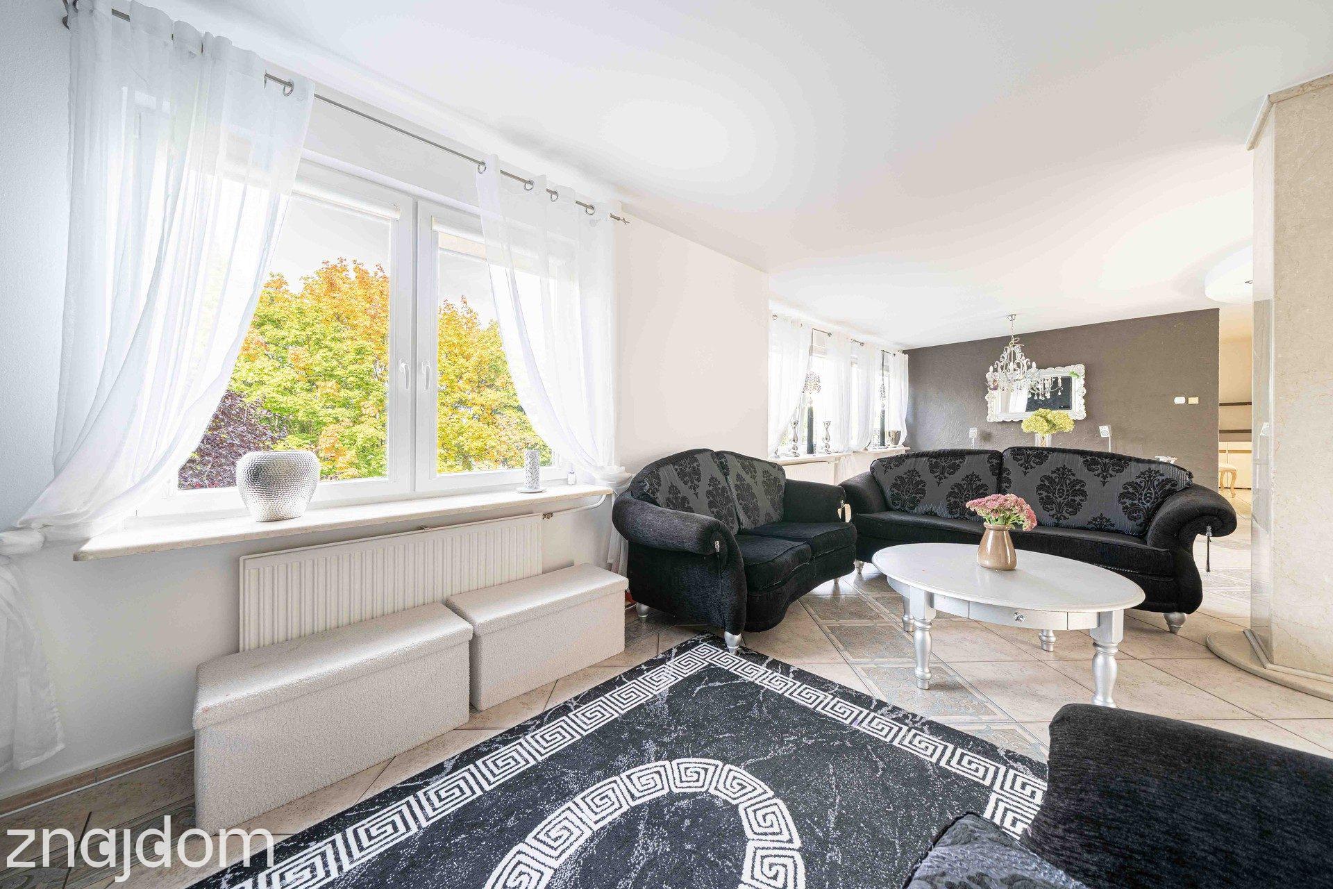 Apartament balkon piwnica Strzeszyn - zdjęcie 5