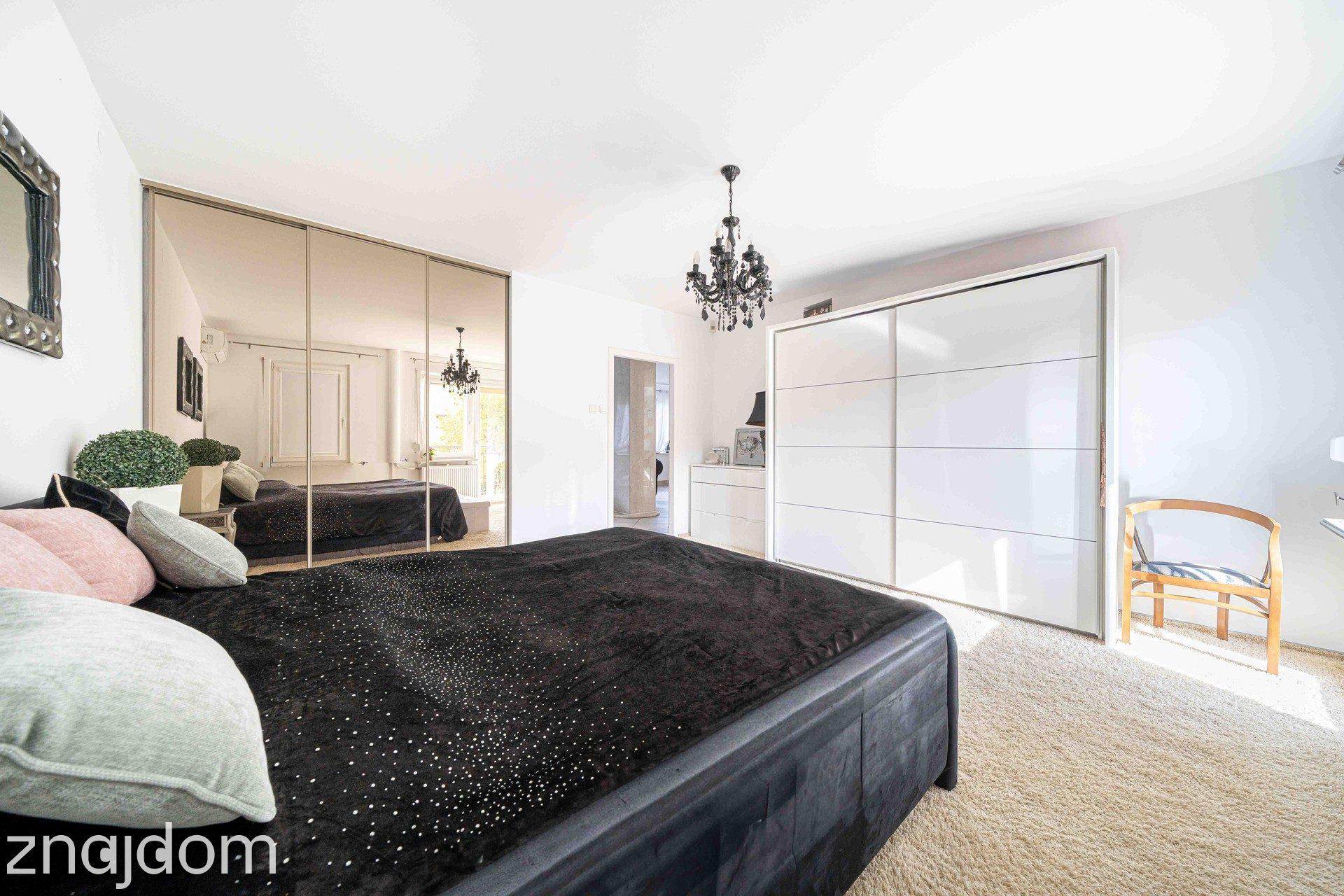 Apartament balkon piwnica Strzeszyn - zdjęcie 6