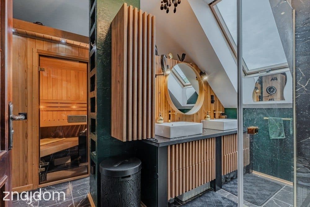 Luksusowy dom z basenem, sauną i jacuzzi Jaworze - zdjęcie 15