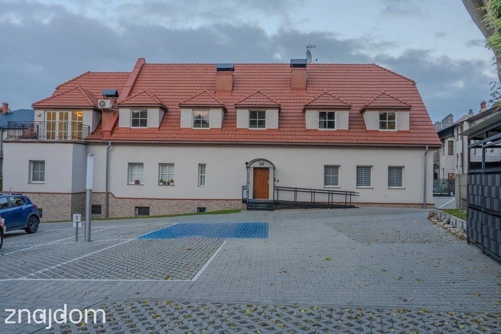 Nowoczesne 2-poziomowe mieszkanie w Bielsku-Białej - zdjęcie 20