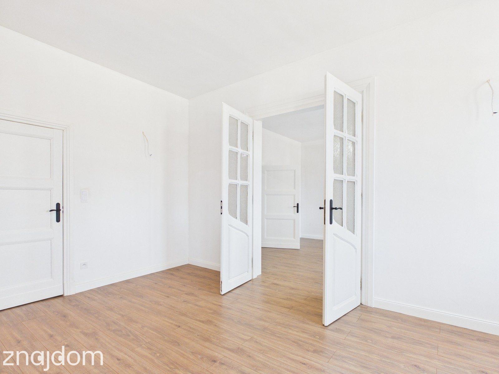 Przestronne 3-pokojowe mieszkanie 102,24 m² w centrum Miastka - zdjęcie 2