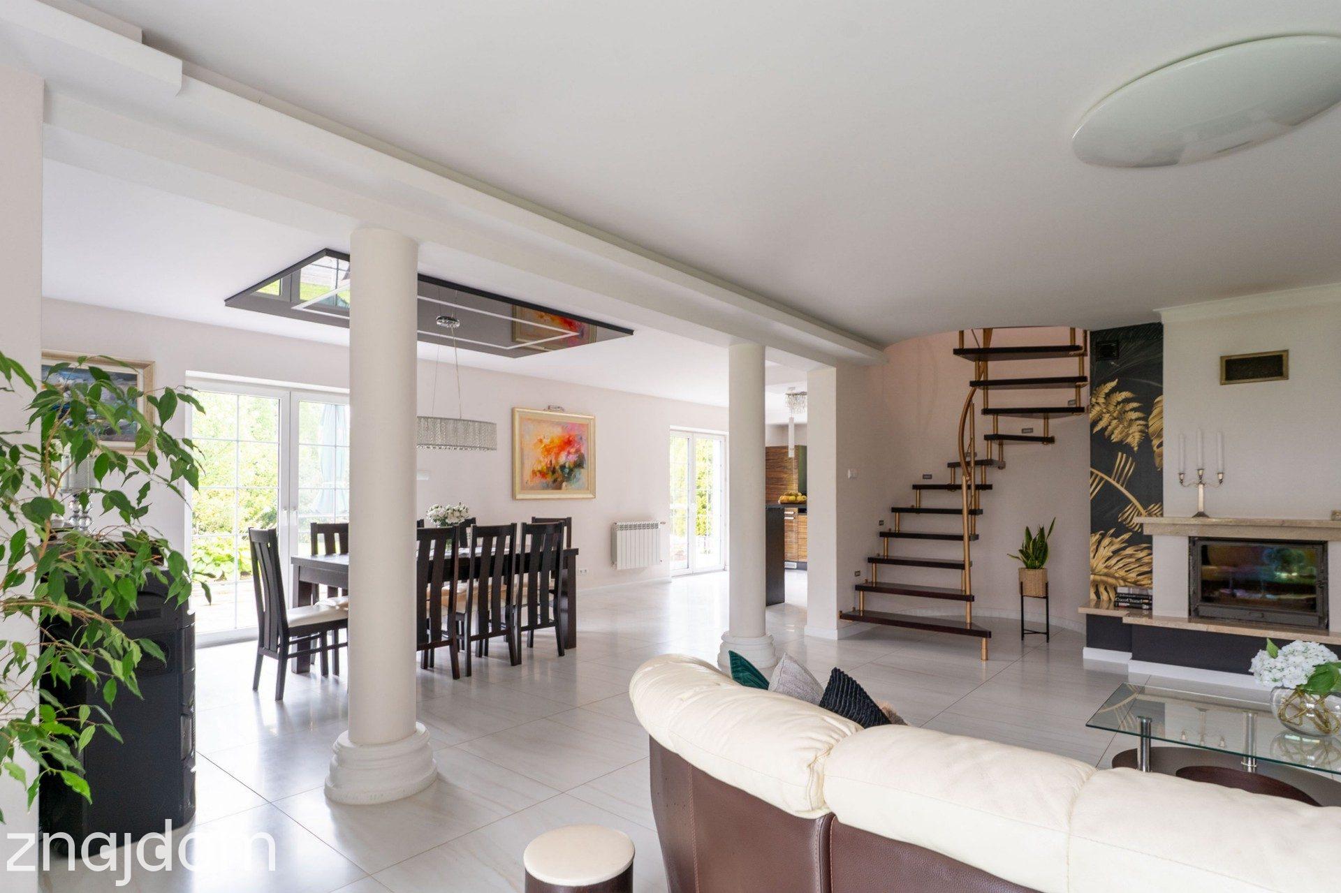 Dom dla rodziny pod Warszawą | 190 m², ogród 1073 m², kolej - zdjęcie 8