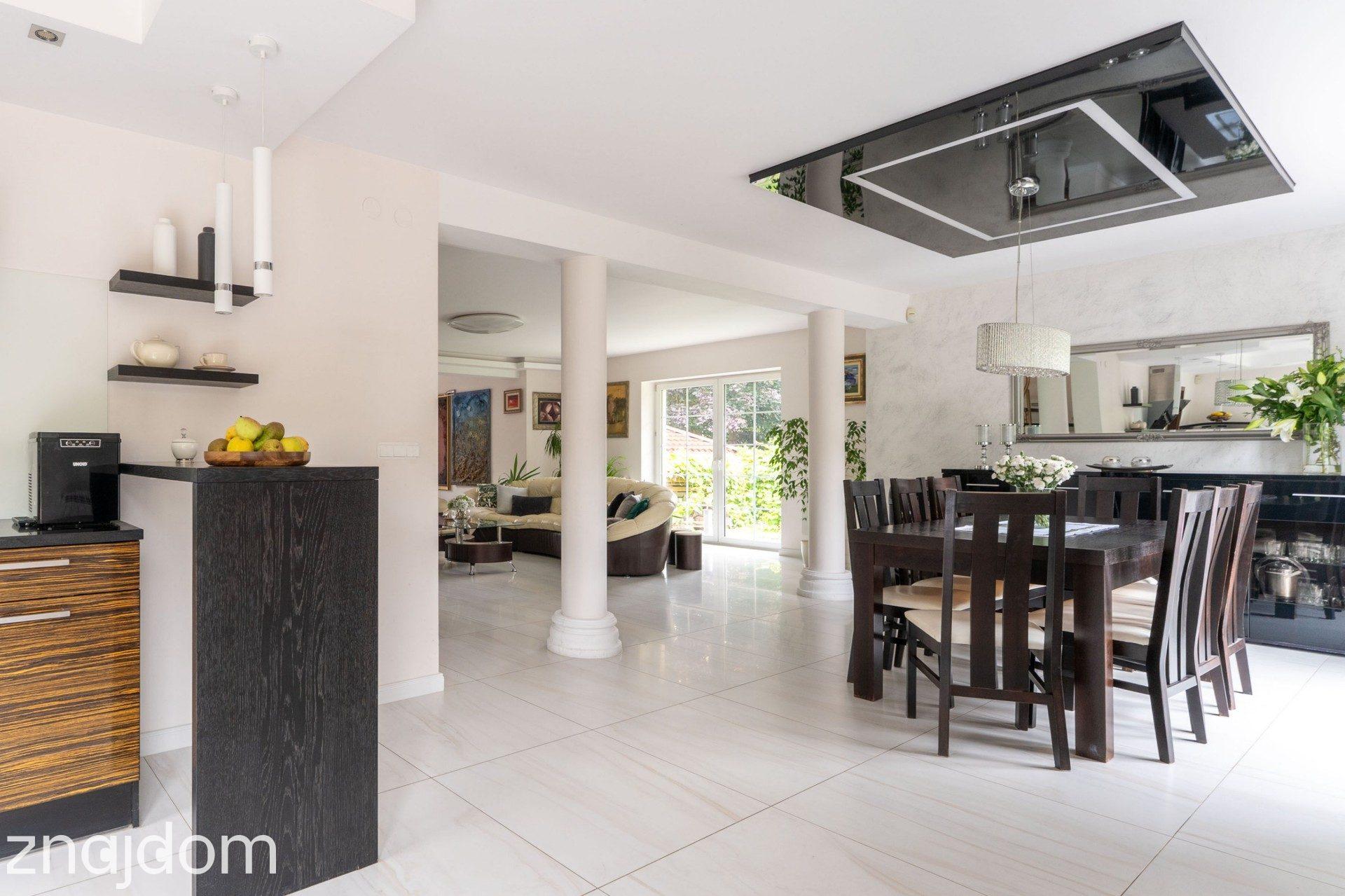 Dom dla rodziny pod Warszawą | 190 m², ogród 1073 m², kolej - zdjęcie 9