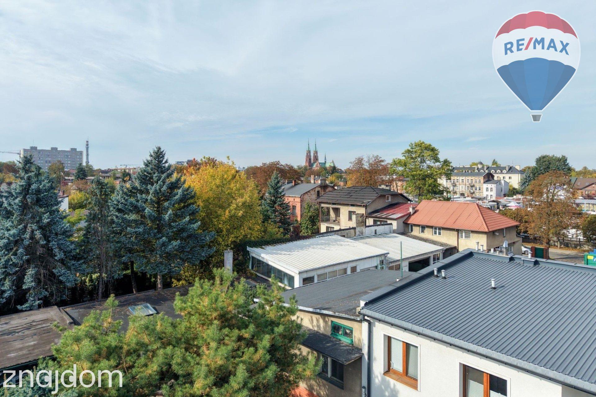 Dom w centrum Żyrardowa, mieszkanie i działalność - zdjęcie 19
