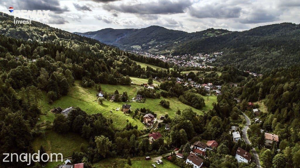 Dom w Szczyrku w bardzo dobrej lokalizacji - zdjęcie 18
