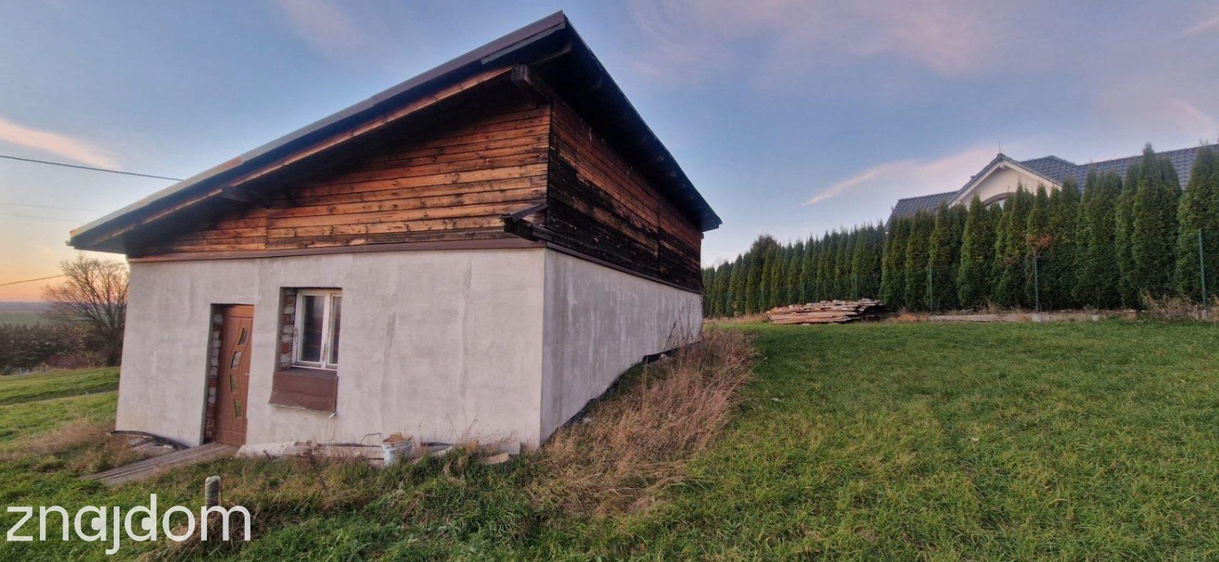 Domek w górach  stanie surowym zamkniętym
