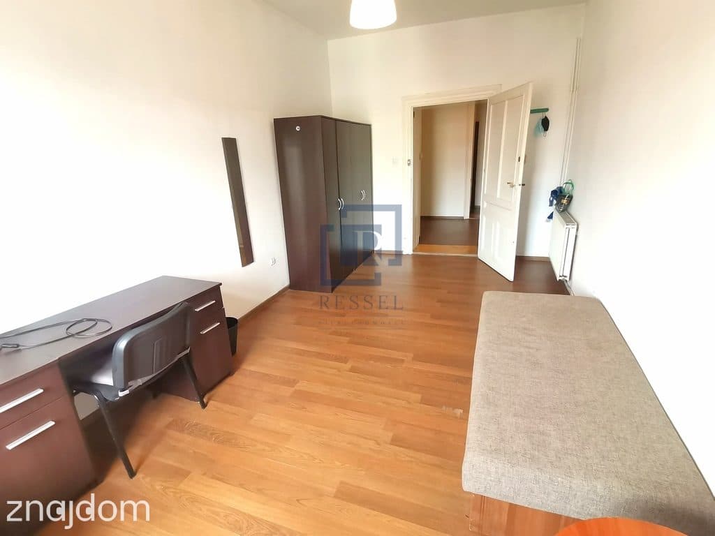 Wrocław Główny | 5 pokoi | Odnowiona kamienica