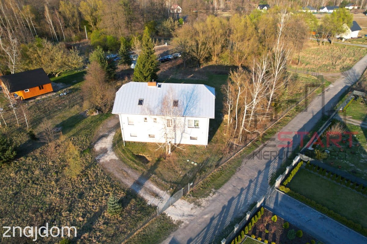 Przestronny dom w Budach Zosinych. - zdjęcie 20