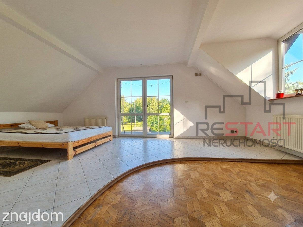 Dom z potencjałem na wynajem lub hostel - zdjęcie 11
