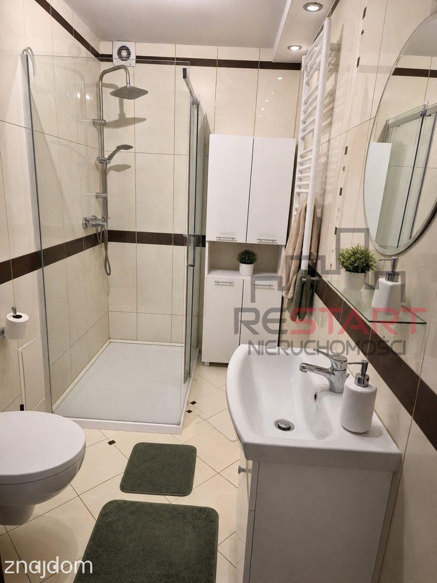 Dom z potencjałem na wynajem lub hostel - zdjęcie 5