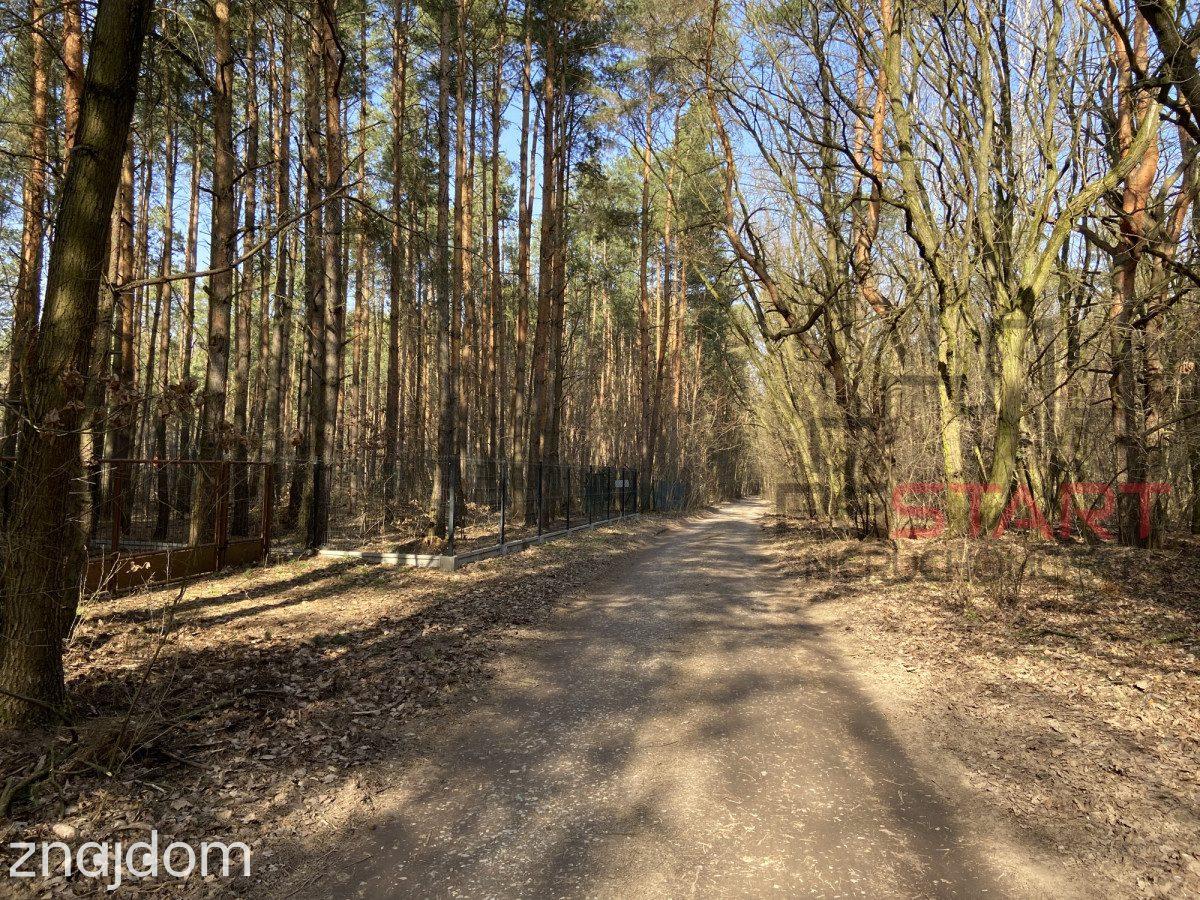 Urokliwa działka w miejscowości Siestrzeń - zdjęcie 11