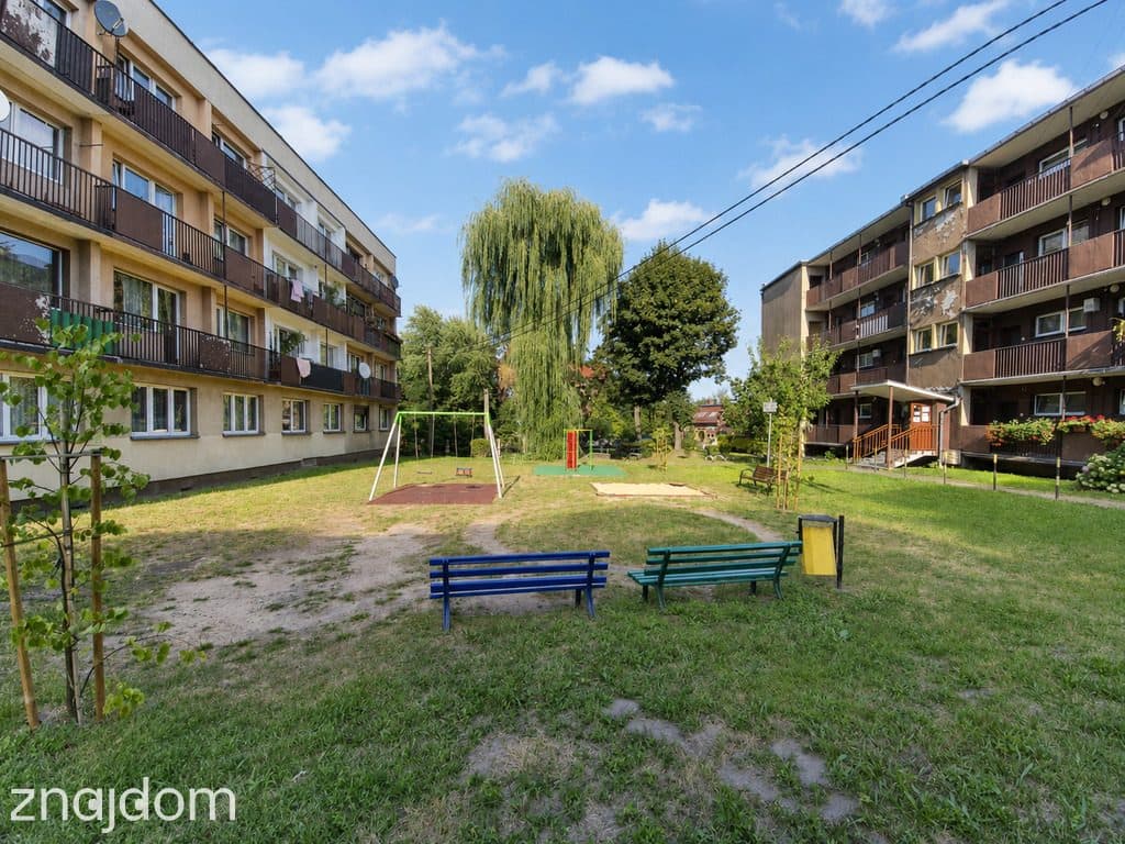 Pierwsze piętro z balkonem, w centrum ! - zdjęcie 12