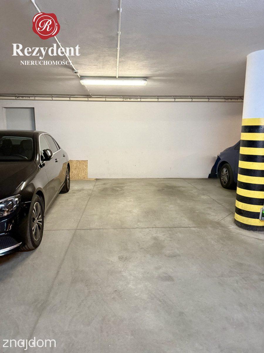 Przestronny apartament na obrzeżach centrum miasta - zdjęcie 18