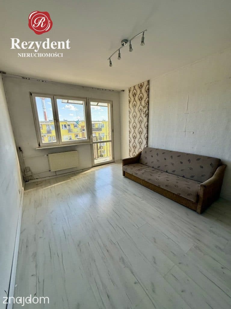 Błonie | 3 pokoje i balkon | Do aranżacji/remontu