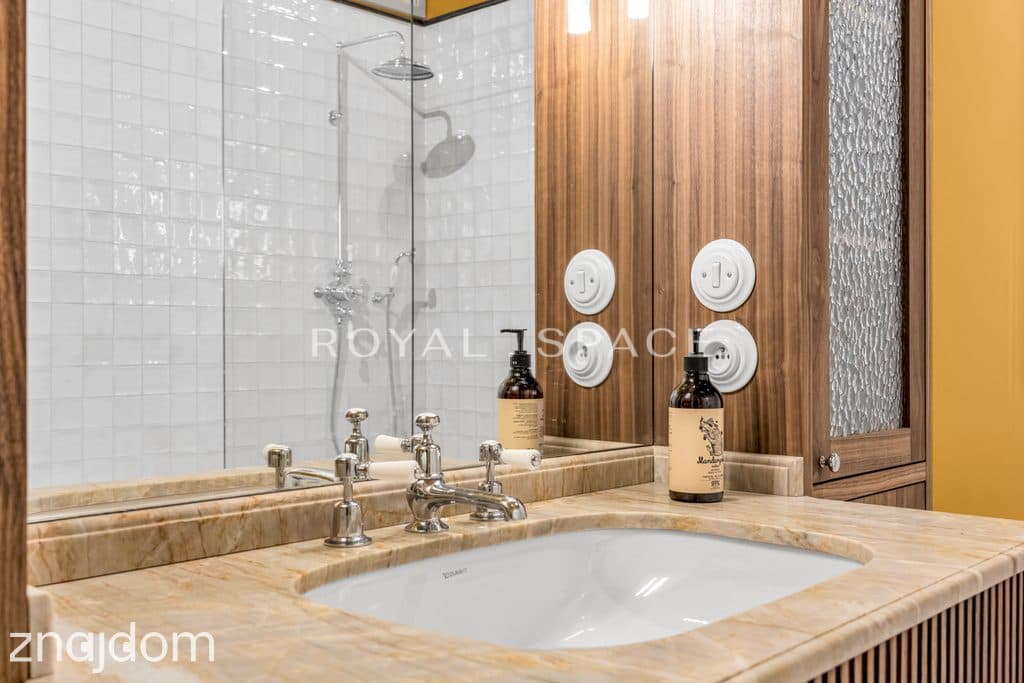 Unikatowy apartament w kamienicy I garaż! - zdjęcie 18
