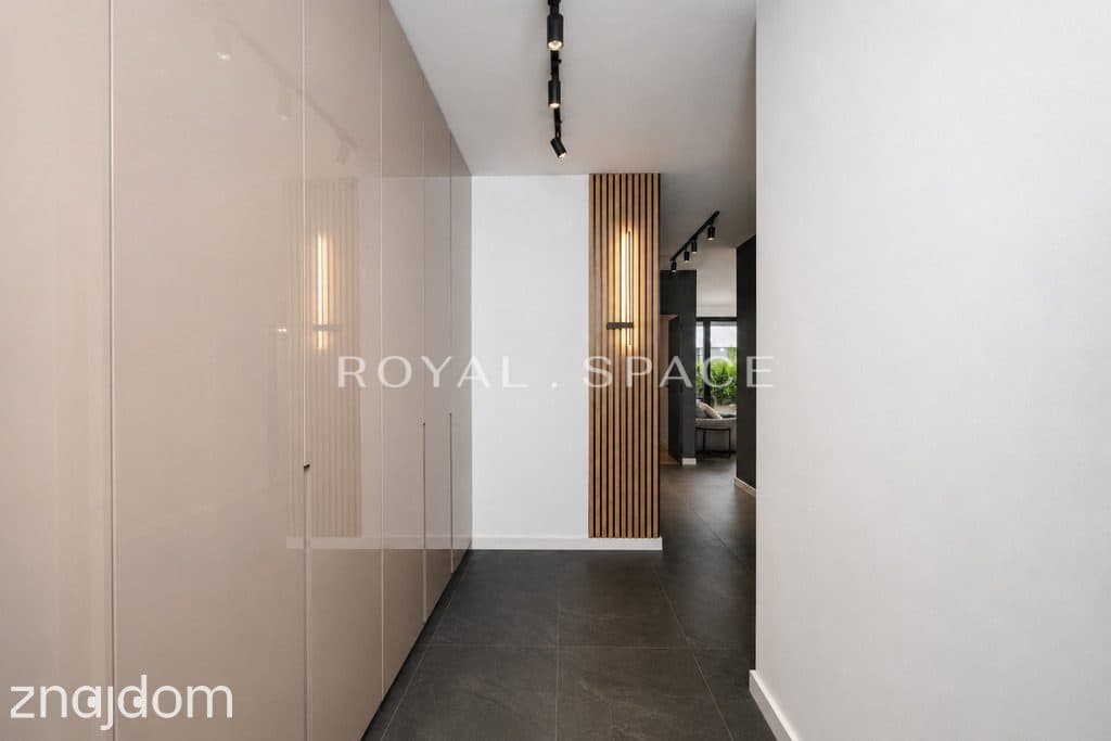 Apartament z ogródkiem na kameralnym osiedlu - zdjęcie 10