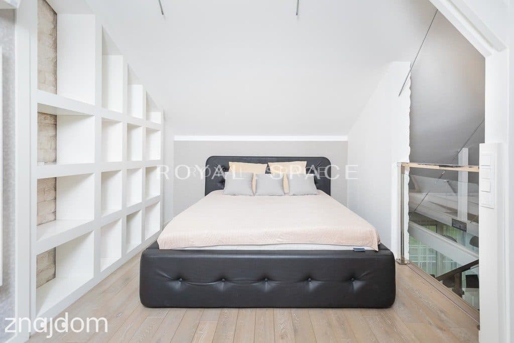 Apartament z tarasem i widokiem na zieleń na Woli! - zdjęcie 19