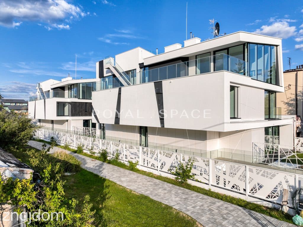 Ekskluzywny apartament z tarasem na dachu! - zdjęcie 3
