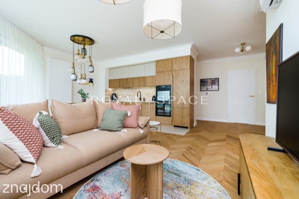 Apartament na Woli Justowskiej z ogrodem