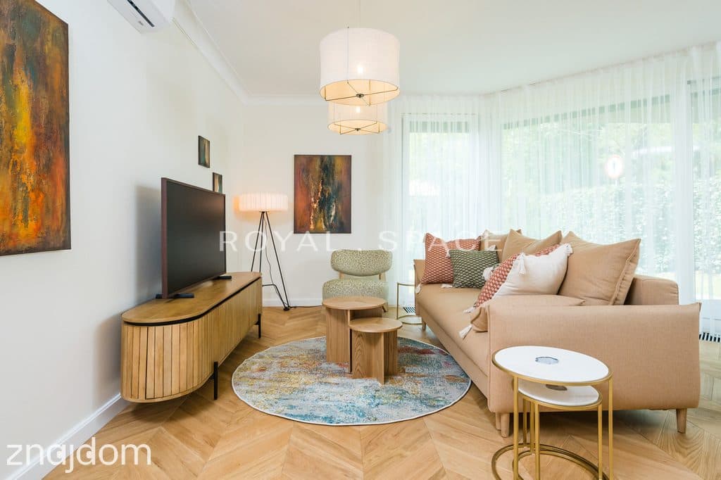 Apartament na Woli Justowskiej z ogrodem - zdjęcie 6