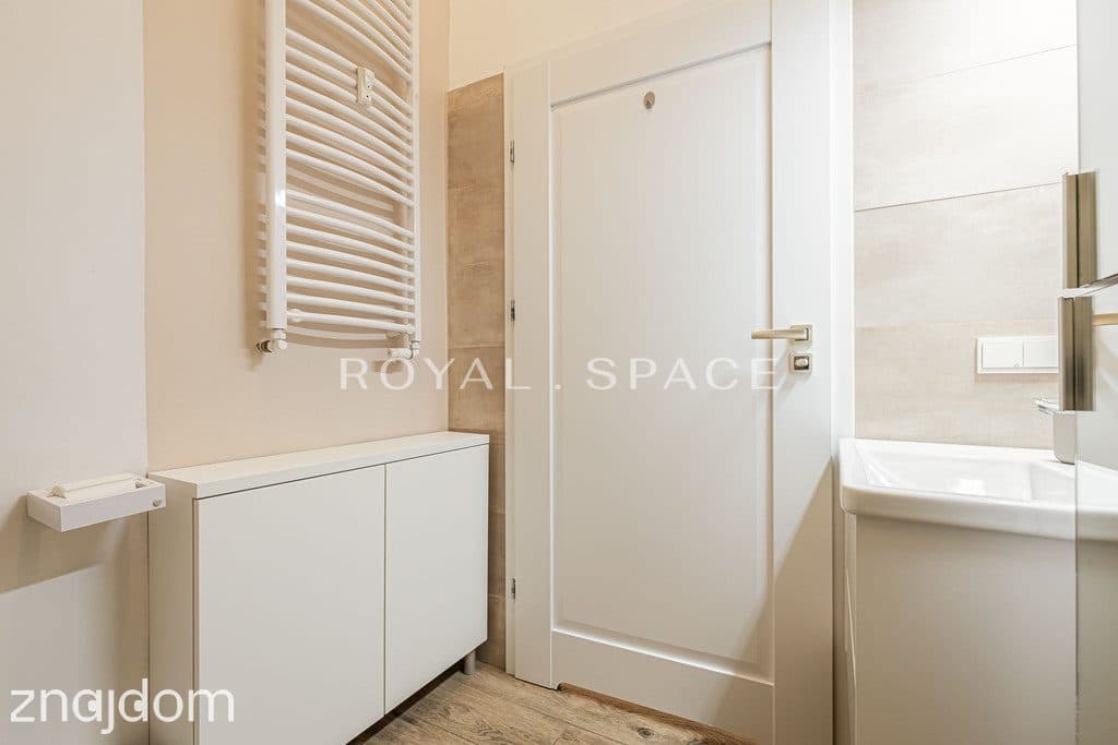 Apartament z charakterem | Al. Ujazdowskie - zdjęcie 14