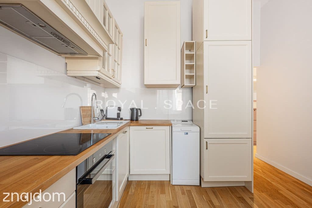 Apartament z charakterem | Al. Ujazdowskie - zdjęcie 8