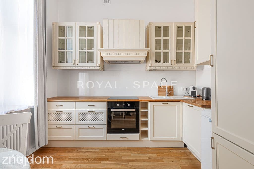Apartament z charakterem | Al. Ujazdowskie - zdjęcie 7
