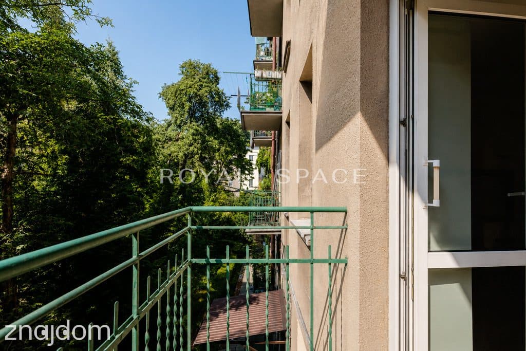 Premium Apartament z klimatem kamienicy i balkonem - zdjęcie 8