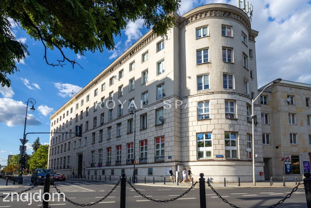 Apartament w odrestaurowanej kamienicy | Winda - zdjęcie 19