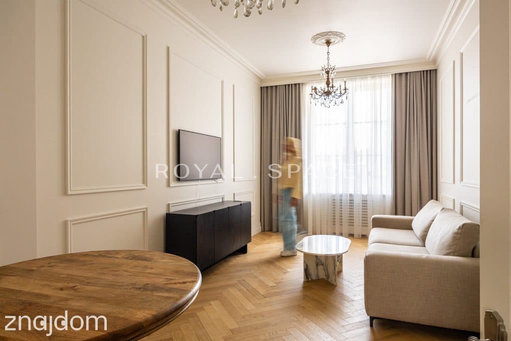 Apartament w odrestaurowanej kamienicy | Winda - zdjęcie 20