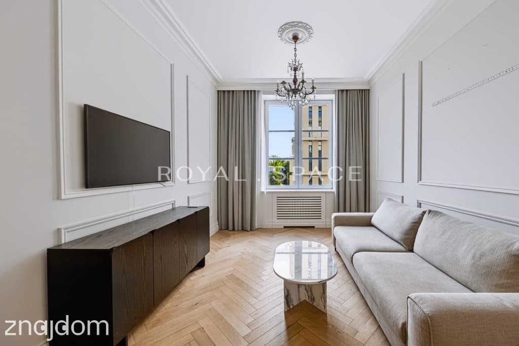 Apartament w odrestaurowanej kamienicy | Winda - zdjęcie 3